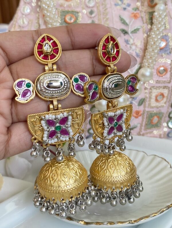 Thakurain Jhumka