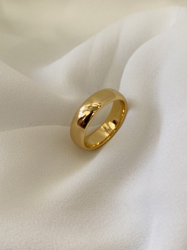 Molten Gold Band